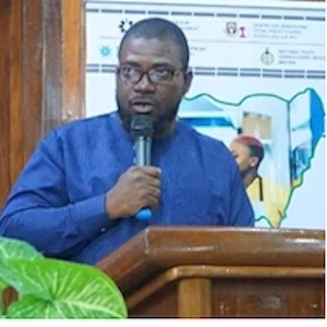 Dr Orewole Maruf